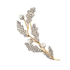 Marcello mastroianni, anita ekberg, anouk aimée and others. Christie S On Twitter Christie S Milan Are Delighted To Present Jewels Watches Online La Dolce Vita An Auction Featuring A Curated Selection Of Jewels And Gems By Italy S Most Prestigious Firms Https T Co Pvoqslfmd3