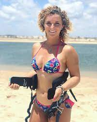 +49 (0)172 29 22 807 Pretty Kite Girl Paula Novotna Girl Pretty Paula