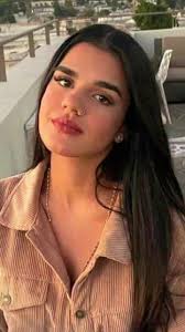 Natalia Nicol Ayala fue arrollada hace más de un mes mientras cambiaba la  goma de su vehículo. El presunto responsable, se fue a la huida y aún las  autoridades no radican cargos. Conversé en exclusiva ...