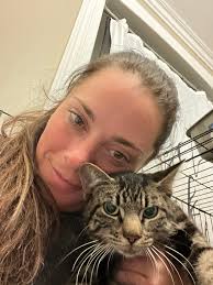 HOWIE'S MOMMA: PSSST....Floki... Floki guess what?! FLOKI:  Oooo....what...what?!?! HM: Miss Annie just finished adding up all the  donations from day 1 of the donation match! F: OMC!!! That was so  fast!!!.... Wait....it