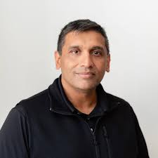 Jay Bhatti's Instagram, Twitter & Facebook