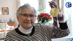 101-year-old South Jersey veteran recognized as 'Living Legend'  https://6abc.com/videoClip/18193012/