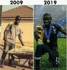 (ɛ)ŋɡolo kɑ̃te ؛ مواليد 29 مارس 1991) هو لاعب كرة قدم فرنسي يلعب في مركز الوسط الدفاعي مع تشيلسي في الدوري الإنجليزي الممتاز ومنتخب فرنسا لكرة القدم. N Golo Kante Ù‚ØµØ© Ø§Ù„Ø·ÙÙˆÙ„Ø© Ø¨Ø§Ù„Ø¥Ø¶Ø§ÙØ© Ø¥Ù„Ù‰ Ø­Ù‚Ø§Ø¦Ù‚ Ù„Ø§ ØªÙˆØµÙ Ù„Ù„Ø³ÙŠØ±Ø© Ø§Ù„Ø°Ø§ØªÙŠØ©
