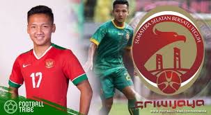 Syahrian abimanyu (born 25 april 1999) is a indonesia u19 footballer who currently plays for madura united as a midfielder in liga 1. Syahrian Abimanyu Si Kecil Yang Tidak Malu Malu Football Tribe Indonesia