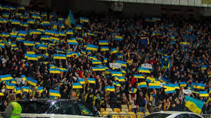 Матч состоится в воскресень, 13 июня, и начнётся в 22:00 по киевскому времени. Niderlandy Ukraina Bolelshiki Smogut Podderzhat Komandu Shevchenko Na Nsk Olimpijskij Vo Vremya Matcha Evro 2020 Futbol 24