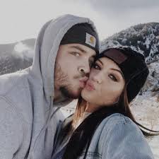 Olivia Goodman (@_oliviamai_)