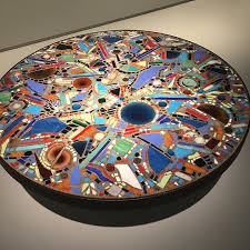 Stunning Coffee Table 1947 By Lee Krasner Made From An Old Wagon Wheel And Encrusted With Leftover Mosaic Glass Old Jeweller Old Wagons Old Jewelry Lee Krasner