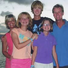 🌹 Happy Mother's Day to my wife Kathy, mother to Peter, Mary, Sally…and  grandmother to Bridget and Arthur. 👶 Don't know where any of us would be  without your unconditional love, unwavering