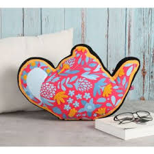 Buy cushion cover online & find brands like china oem, helloyoung, vakind & much more. Buy Cushion Covers Online Designer Sofa Cushion Covers India Circus