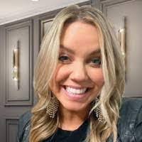 Laura Rhodes's Instagram, Twitter & Facebook