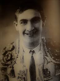 PASODOBLES A LA DINASTÍA “BIENVENIDA”- Para + info haz clic👆 🇪🇸