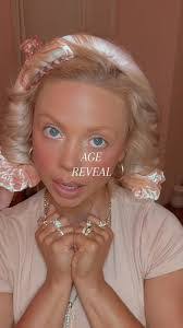 Kayla Cook's Instagram, Twitter & Facebook