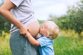 Ich würde eltern, die über die familienplanung nachdenken, raten, erstmal in ruhe abzuwarten, wie es mit dem ersten kind läuft und dann zu entscheiden, wann das zweite folgen soll. Zweite Schwangerschaft Wann Ist Dein Korper Bereit Babyartikel De