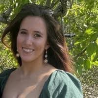 Elizabeth Barbera's Instagram, Twitter & Facebook