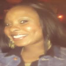 Jennifer Simoneau's Instagram, Twitter & Facebook