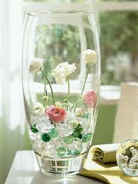 Summer Decoration Ideas Summer Decorating Ideas With Ice Or Glass Marbles And Crystals Glass Vase Decor Diy Vase Decor Vases Decor