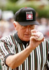 Baseball Hall of Famer, knuckleballer Phil Niekro dies at 81