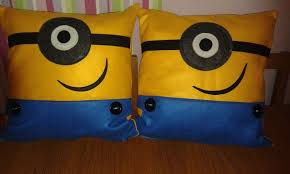 Coussin Minions Pillow Minion Coussin Hotte Du Pere Noel Pere Noel