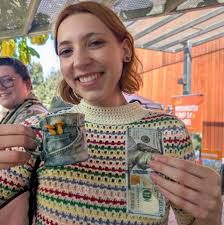 This pocket mushroom jeans mug might actually be my favorite thing I've  crafted this year (so far). I only made one, and it will be with me at the  Los Angeles Mycological