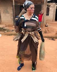 The ever creative adunni ade adds to her already amazing collection of skits with another hilarious one. Nollywood Actress Adunni Ade Goes Mad Newscastars
