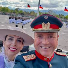 Algunos momentos 📸 de la #ParadaMilitar donde compartimos con familiares y  amigos un nuevo aniversario de nuestro @ejercito_chile #ParadaMilitar2024