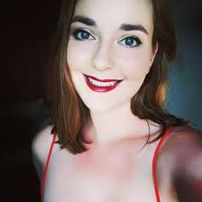 Amber McMunn (aemcm16)