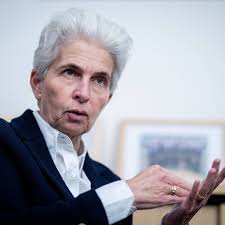 Strack-Zimmermann als FDP-Vorsitzende in Düsseldorf wiedergewählt