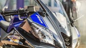 Checkout yamaha r15 2021 price, specifications, features, colors, mileage, images, expert review, videos and user reviews by bike owners. Jika Yzf R15 V 4 0 Dohc Diupdate Di Indonesia Dengan Nama All New Yzf R15 V4 Ridertua