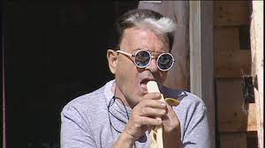 Ho perso la banana! cristiano parla delle sue abitudini alimentari ma la banana che sta mangiando per colazione fa una brutta fine. Ho Perso La Banana Grande Fratello Vip Gfvip