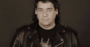 Crystal Logic: Dennis Stratton interview