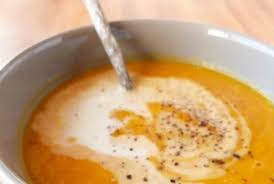 Veloute A La Courge Musquee Gingembre Et Lait De Coco Recette Florence Servan Schreiber Recette Recettes De Cuisine Courge