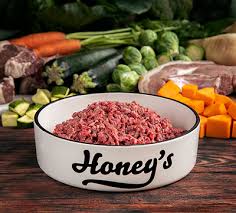 Raw dog food has been gaining in popularity, but is till a hotly debated topic. Raw Dog Food Supplier Honey S