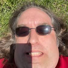 What do the yellow and blue X's in Columbus, Indiana mean?