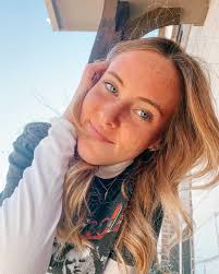 Hi!!! My name is Laney and I am from Rockwall, and do athletic training at  my school. I am committed to Baylor and plan to major in Clinical  Laboratory Sciences. I am