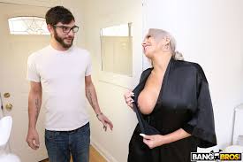 Galleria di immagini A Creampie For my Best Friends Mom porno 🌶️ - PornHat