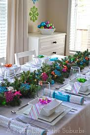 A Colourful Christmas Table A Pretty Life In The Suburbs Christmas Table Settings Christmas Table Decorations Christmas Centerpieces