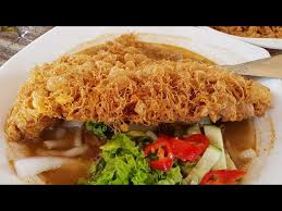 Berawal dari latar belakang bapak h. Berkongsi Rezeki Laksa Telur Goreng Bersarang Di Kafe Setinggan Ipoh Youtube