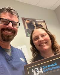 Julie Moorman's Instagram, Twitter & Facebook