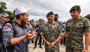 Jun 12 2021, 09:32 am, updated 5d ago. Who Is This Ustaz Ebit Lew That The Agong Personally Belanja To Lunch Trp