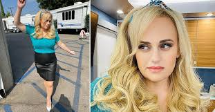The hollywood star has noticeably shed quite a few pounds and looks svelte on social media. Rebel Wilson Rocks Retro Pin Up Girl Outfit Get The Look