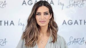 See pictures and shop the latest fashion and style trends of sara carbonero, including sara carbonero wearing and more. Sara Carbonero Operada Con Exito Tras Haber Sufrido Un Contratiempo Con Su Cancer De Ovarios