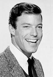 Richard Chamberlain (Actor and singer) Is 89 Today Golden Oldies is wishing  American actor and singer George Richard Chamberlain a happy birthday today  (born March 31, 1934). He became a teen idol