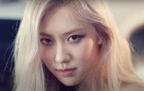 Listen to rosé on spotify. Blackpink S Rose Sets New Youtube Record With On The Ground