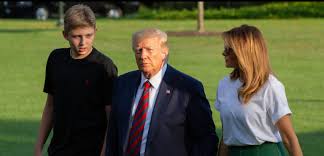 Carlo azeglio ciampi (italian pronunciation: Melania Trump Nostro Figlio Barron E Stato Contagiato Ma Ora E Guarito