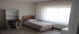 İzmir bakırçay üniversitesi çevresinde kalacak yer mi arıyorsunuz? Izmir Balcova Yurtlari Erkek Ve Kiz Yurt Fiyatlari Eyurtlar Com