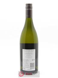Pretty aromas of lime blossom, meringue and lemon zest are mirrored on the palate and underscored with subtle notes of fresh cut fennel, lemon thyme, and crisp flowers sonoma coast chardonnay 2017. Buy Nouvelle Zelande Cloudy Bay Chardonnay Lvmh 2018 Lot 4485