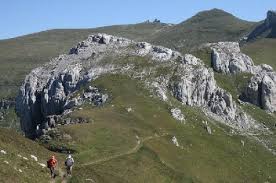 Ajunsi la poarta raiului il intreaba pe sf. Gura De Rai Din MunÈ›ii Bucegi Un Loc De Un Kilometru PÄƒtrat In Care Organismul Nu OboseÈ™te È™i FuncÈ›iile Fizico Chimice Se RevigoreazÄƒ Brusc Departamentul De InformaÈ›ii Romania Dir