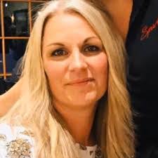 Doris Fannin's Instagram, Twitter & Facebook