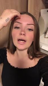 Carmen Arcos's Instagram, Twitter & Facebook