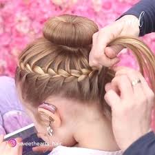 Halle Berry Short Hair Pictures Hair Tools Holder Wedding Hair And Makeup Artist Miami Hair Design Braided Bun Tutorials Long Hair Styles Cool Hairstyles